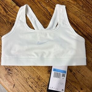 Nike girls medium/ Women XS white Sports Bra